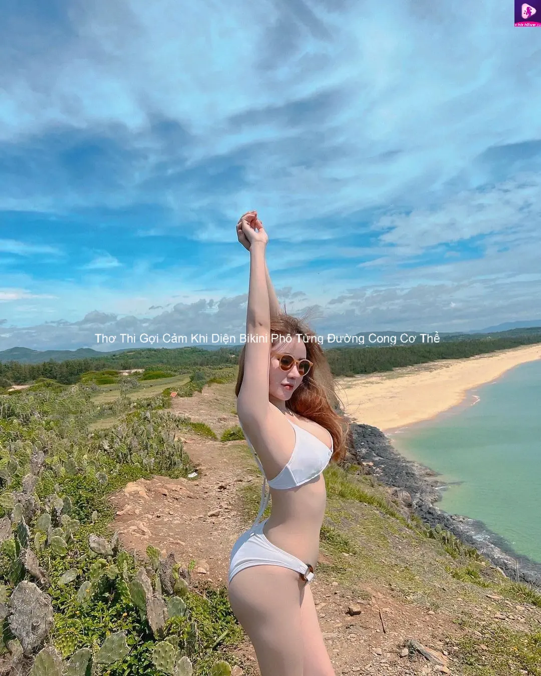 Thơ Thi Gợi Cảm Khi Diện Bikini Phô Từng Đường Cong Cơ Thể 4 Thơ Thi Gợi Cảm Khi Diện Bikini Phô Từng Đường Cong Cơ Thể 4